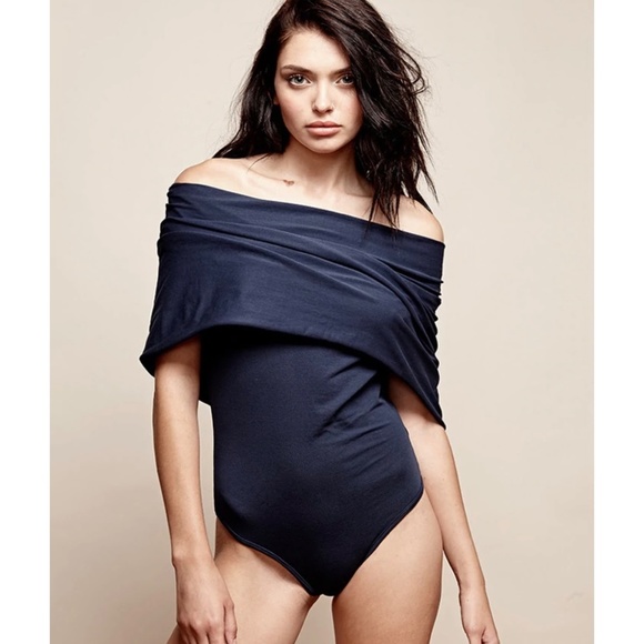 ZhenNymph Star Anise Open Back/Across Shoulders Bodysuit - Picture 3 of 4